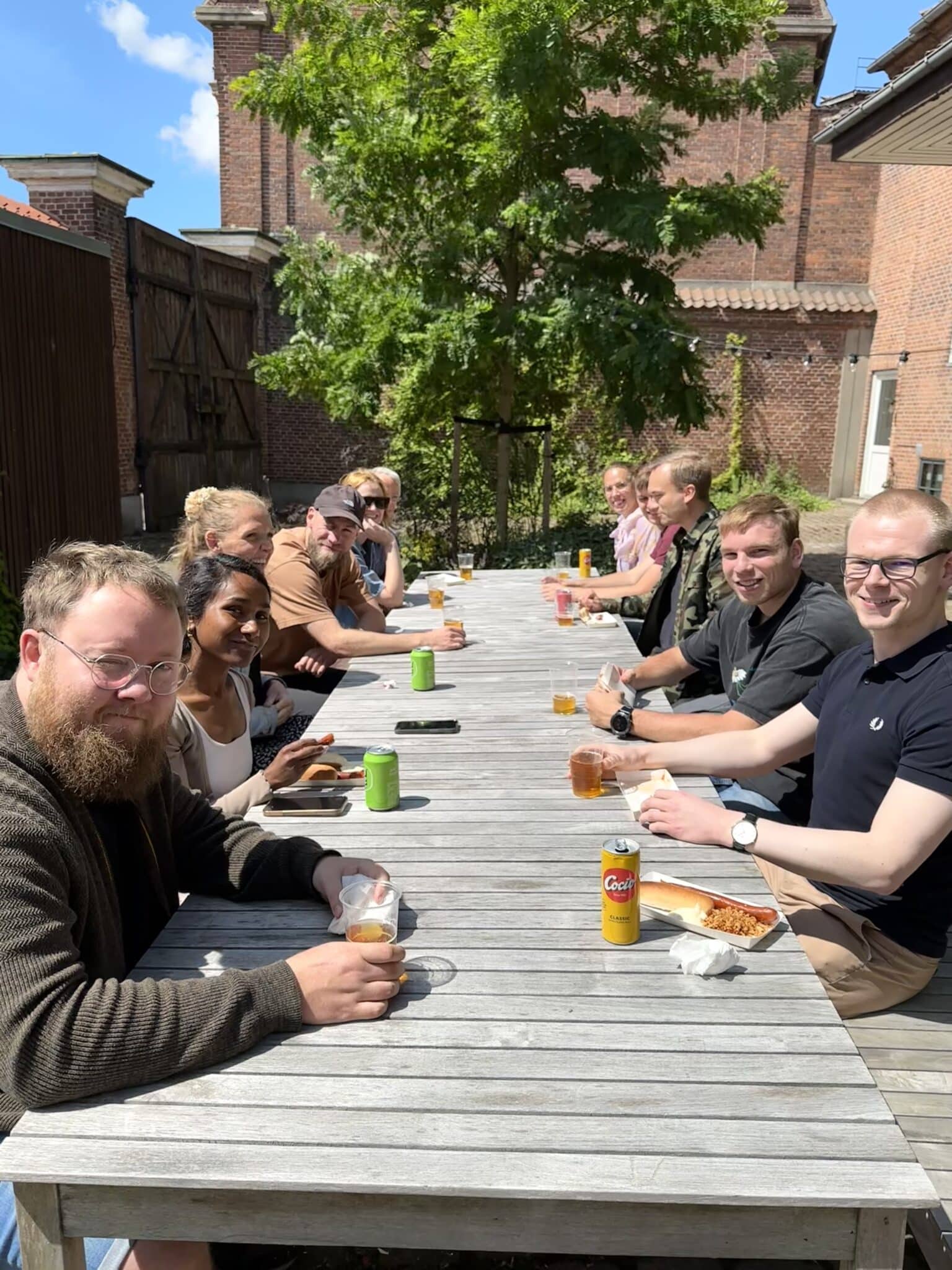 Sommerafslutning i gården